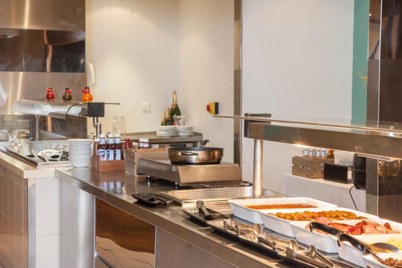 Holiday Inn Runcorn M56 Junction 12 By Ihg Zewnętrze zdjęcie