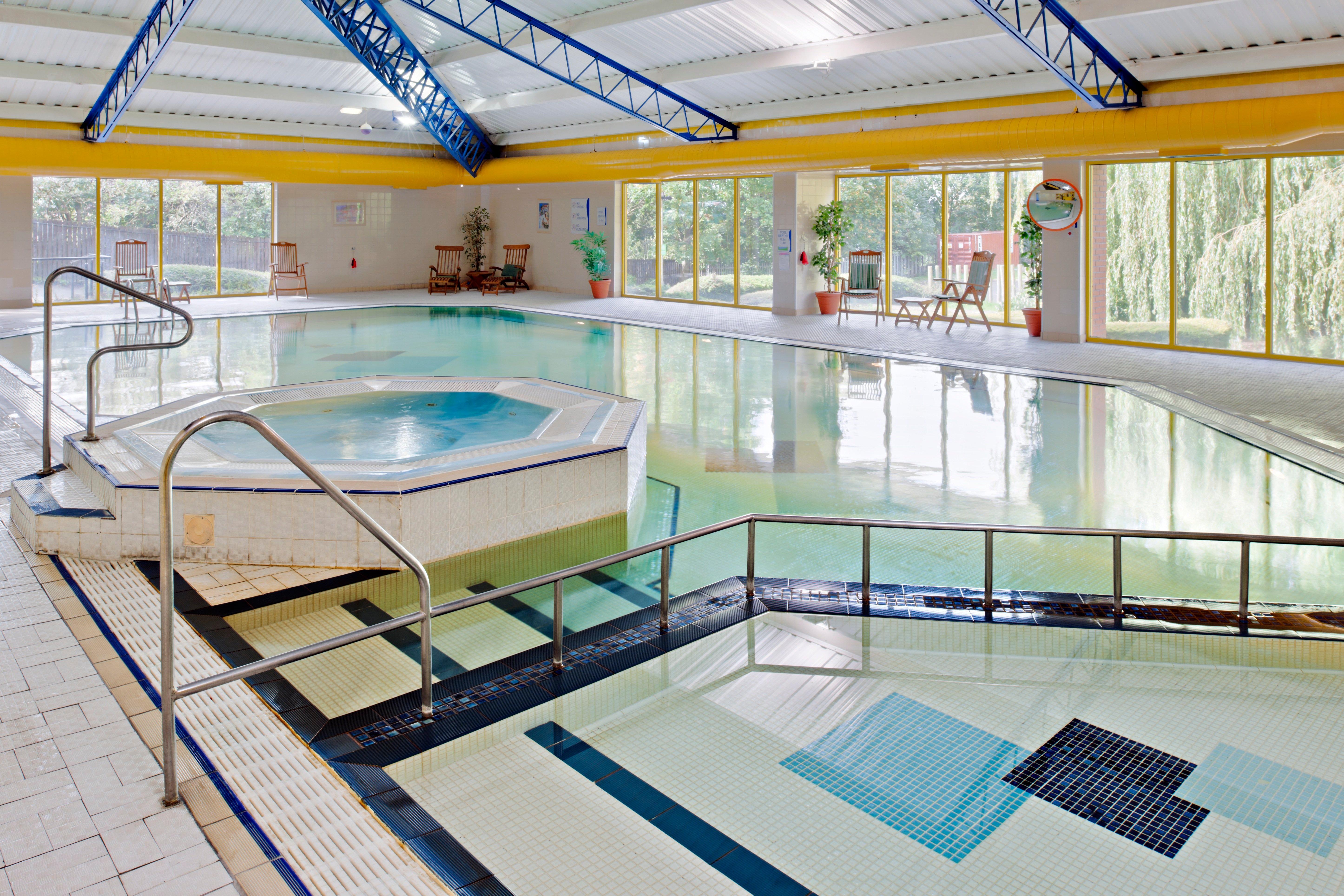 Holiday Inn Runcorn M56 Junction 12 By Ihg Zewnętrze zdjęcie