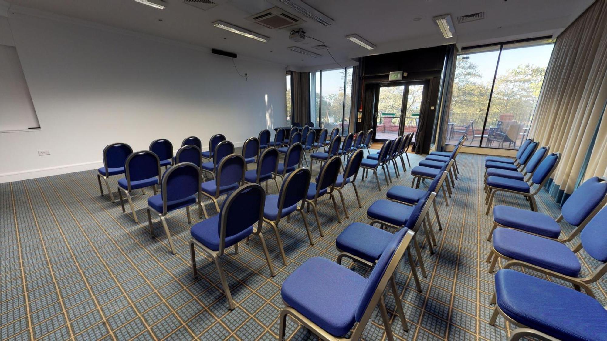 Holiday Inn Runcorn M56 Junction 12 By Ihg Zewnętrze zdjęcie