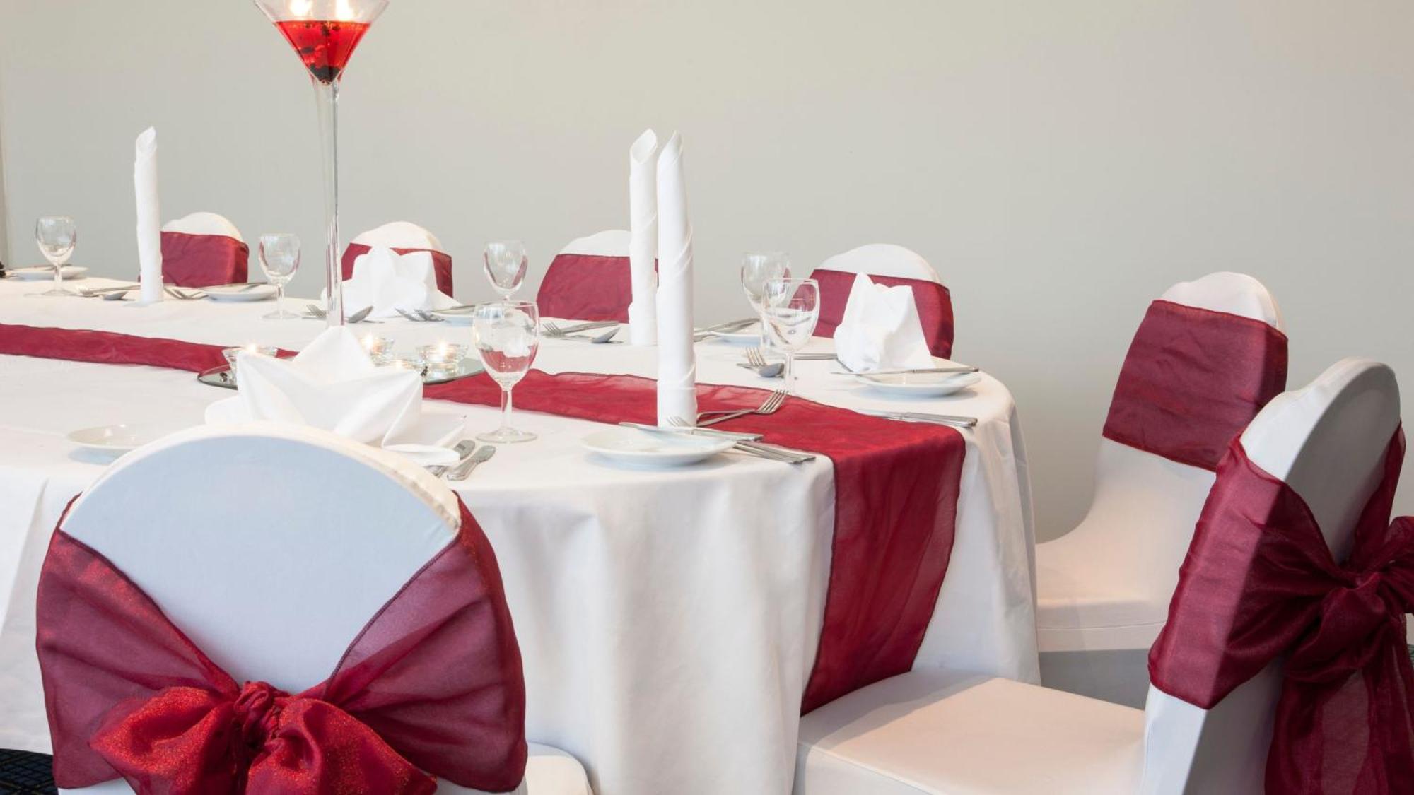 Holiday Inn Runcorn M56 Junction 12 By Ihg Zewnętrze zdjęcie