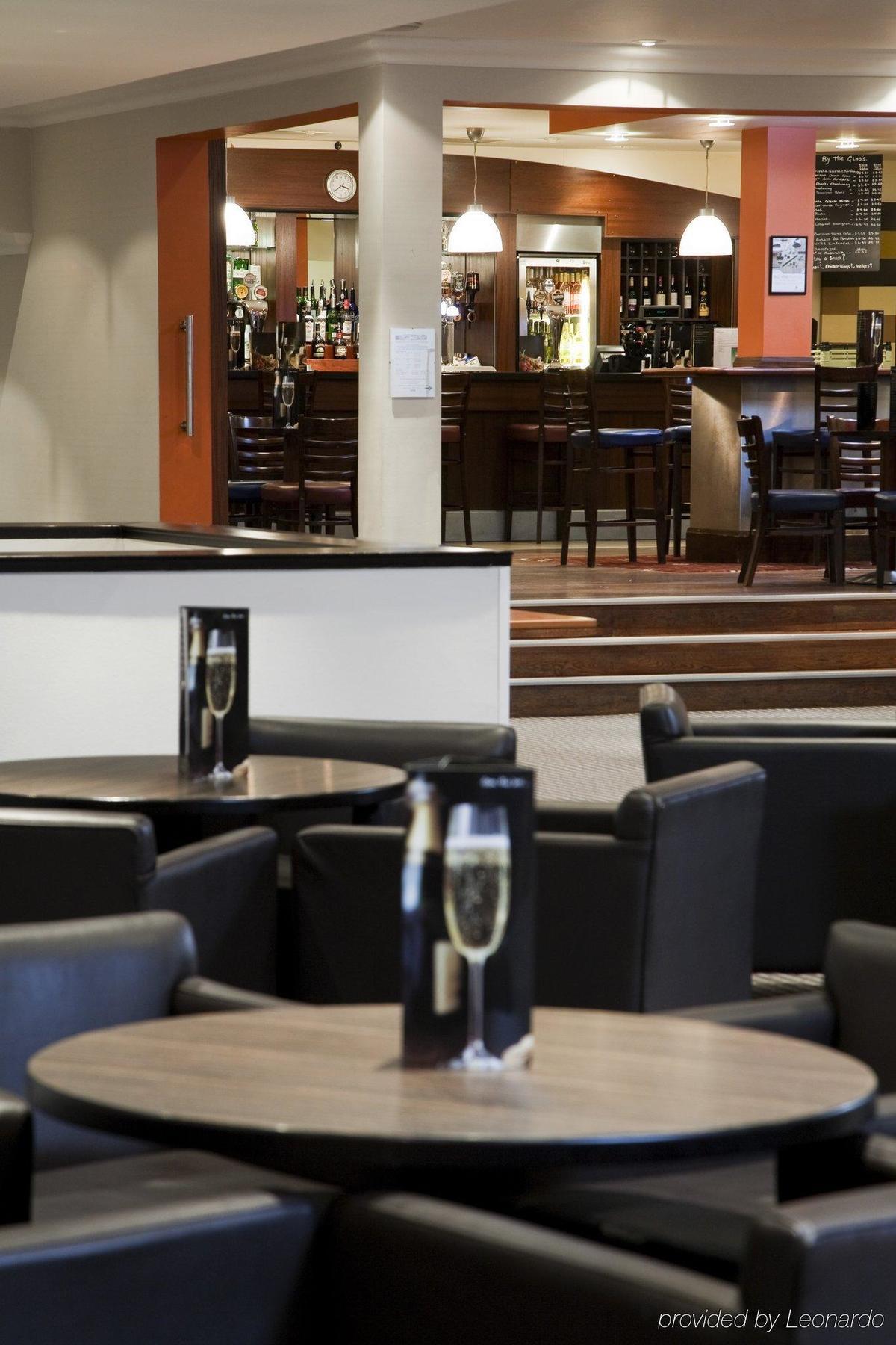 Holiday Inn Runcorn M56 Junction 12 By Ihg Zewnętrze zdjęcie